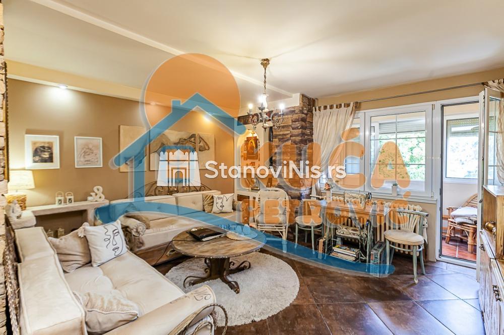 Slika 1 - Stan u zgradi, uknjižen, centralno grejanje, oglas ID p-011452