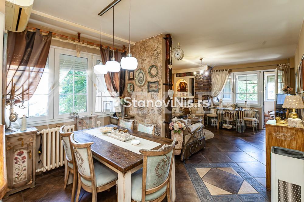 Slika 6 - Stan u zgradi, uknjižen, centralno grejanje, oglas ID p-011452