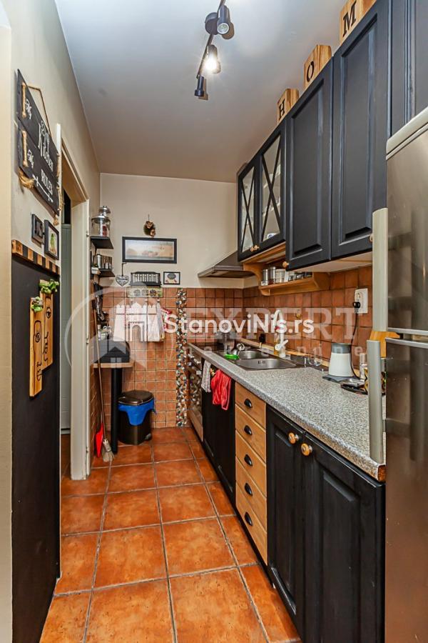 Slika 9 - Stan u zgradi, uknjižen, centralno grejanje, oglas ID p-011452