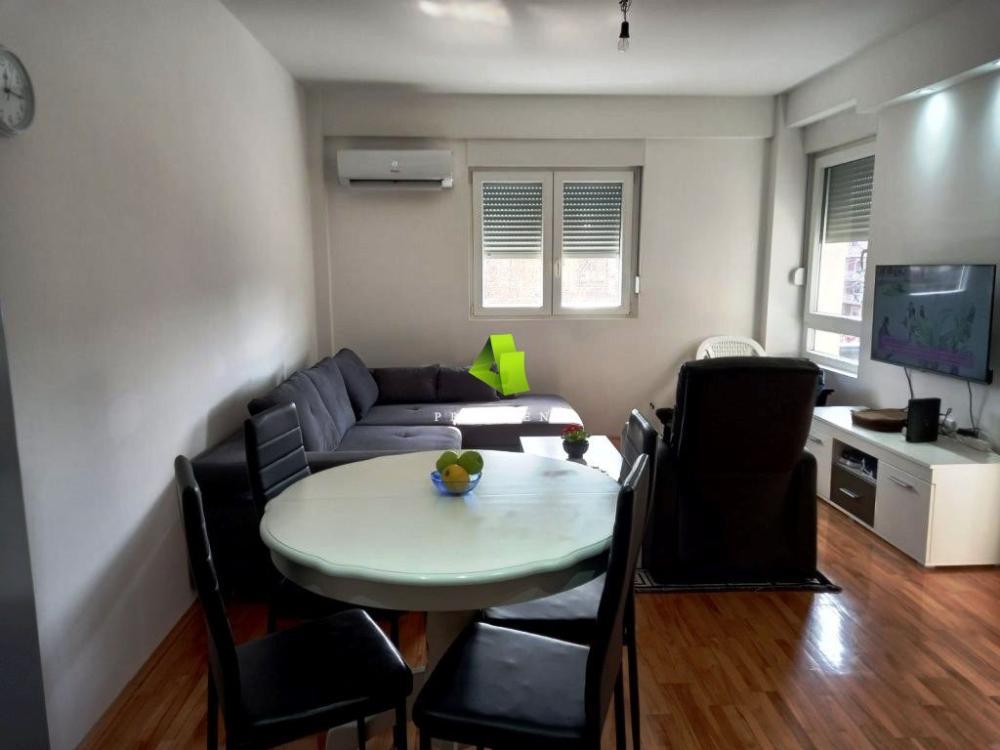 Glavna slika -Lep dvoiposoban stan sa stvarima, Pantelej ID#4931