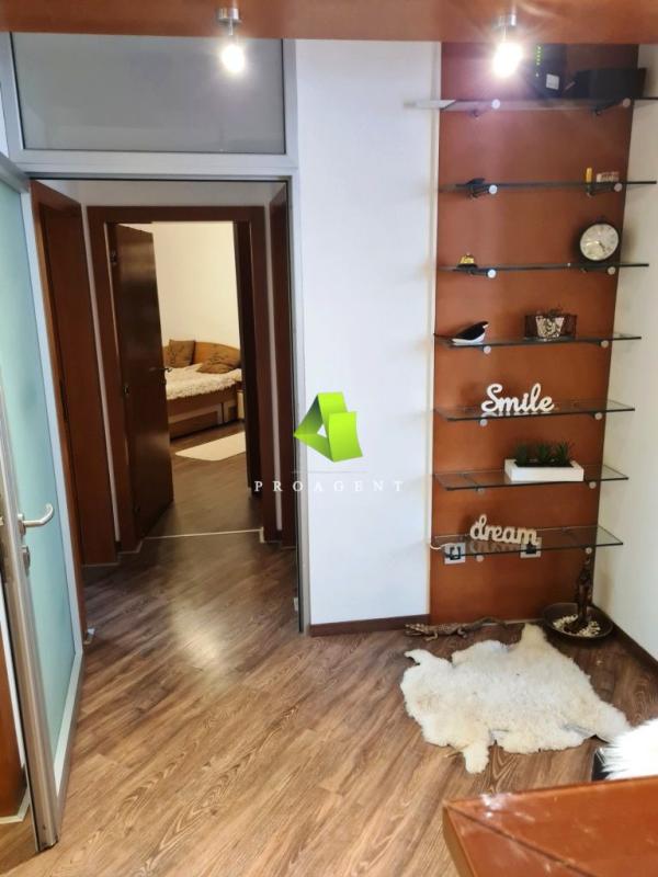 Slika 9 - Jedinstvena ponuda-troiposoban stan sa stvarima i parking mestom na odlično ID#4980