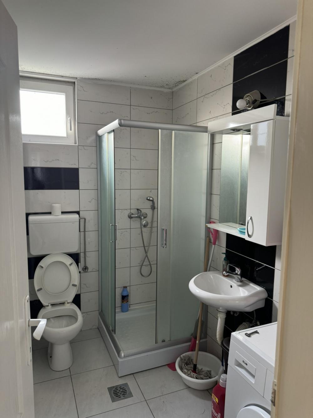 Slika 2 - Lux namešten stan, 2 parking mesta + potkrovlje