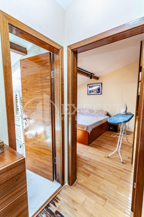 Slika 8 - Stan u zgradi, uknjižen, centralno grejanje, oglas ID p-011834