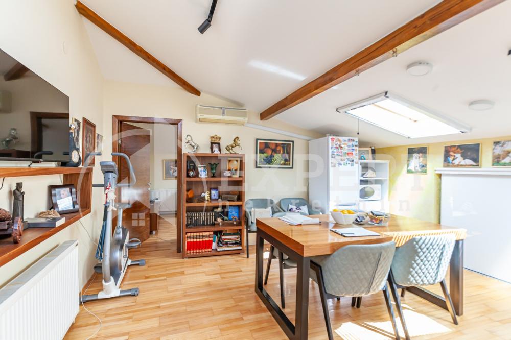 Slika 3 - Stan u zgradi, uknjižen, centralno grejanje, oglas ID p-011834