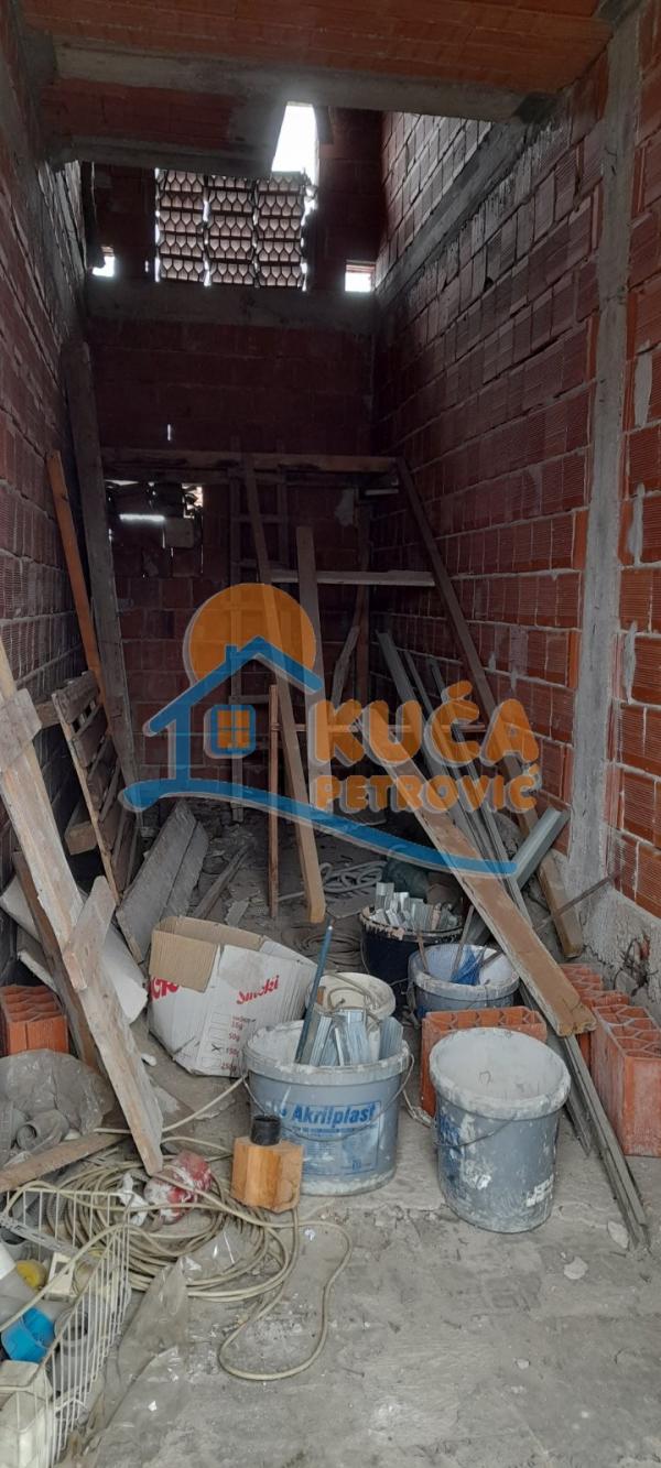 Slika 7 - Stan u zgradi, oglas ID p-07720