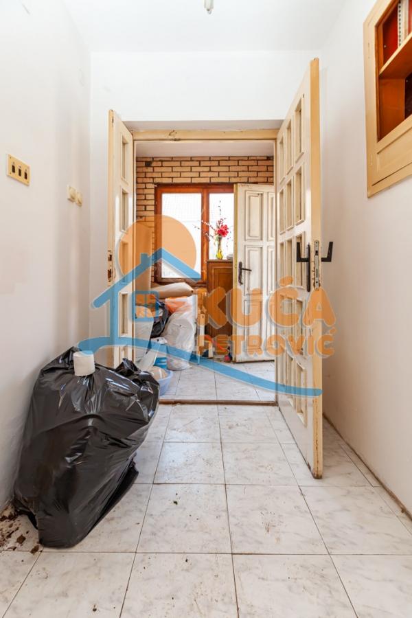 Slika 8 - Stan u zgradi, uknjižen, oglas ID p-012340