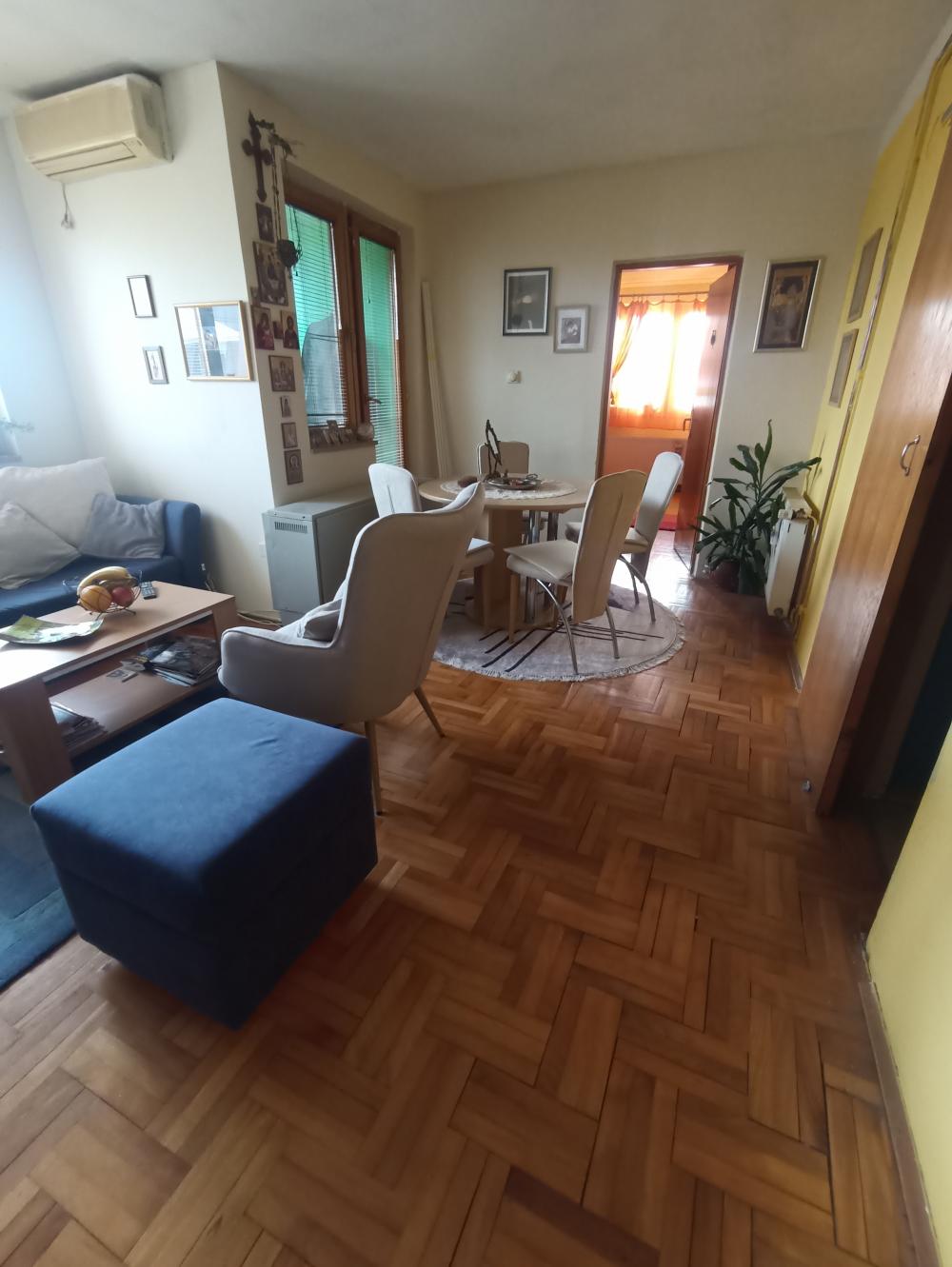 Slika 1 - Stan u Nišu park Svetog Save 