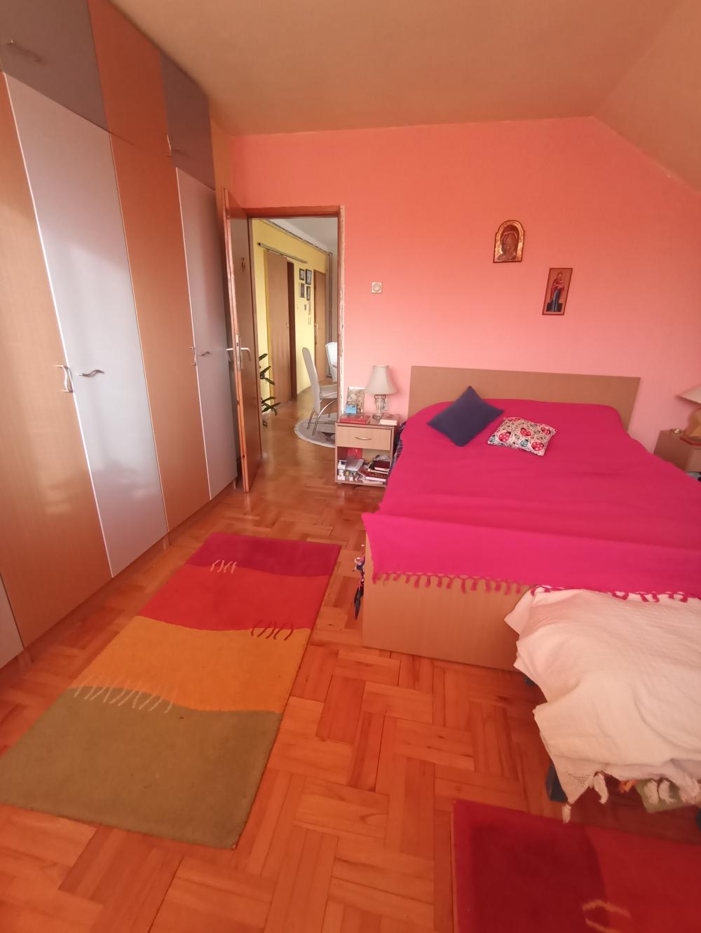 Slika 8 - Stan u Nišu park Svetog Save 