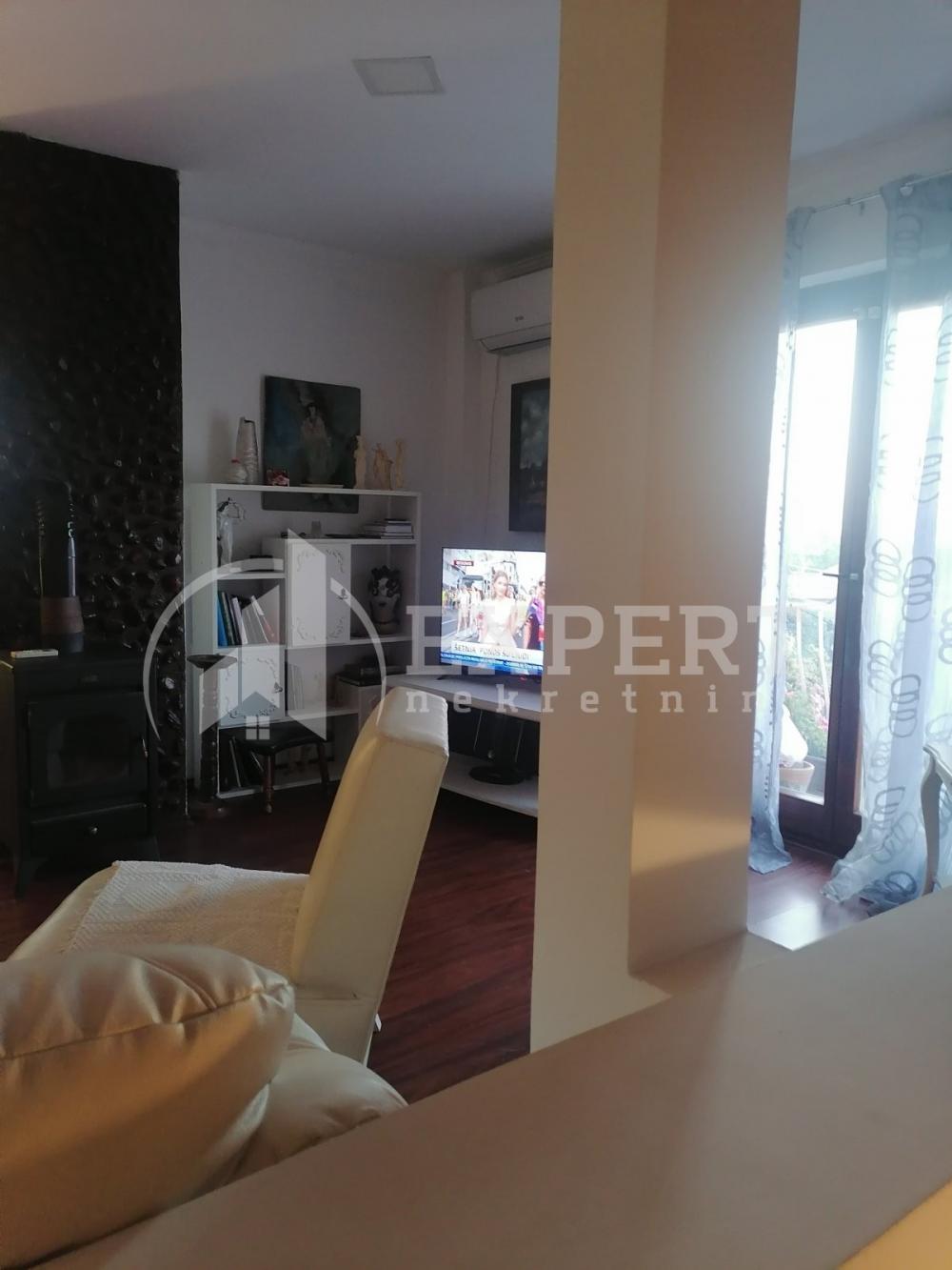 Slika 9 - Stan u zgradi, uknjižen, oglas ID p-012394