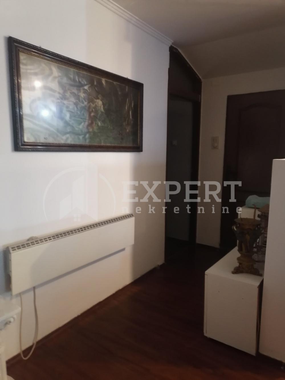 Slika 10 - Stan u zgradi, uknjižen, oglas ID p-012394
