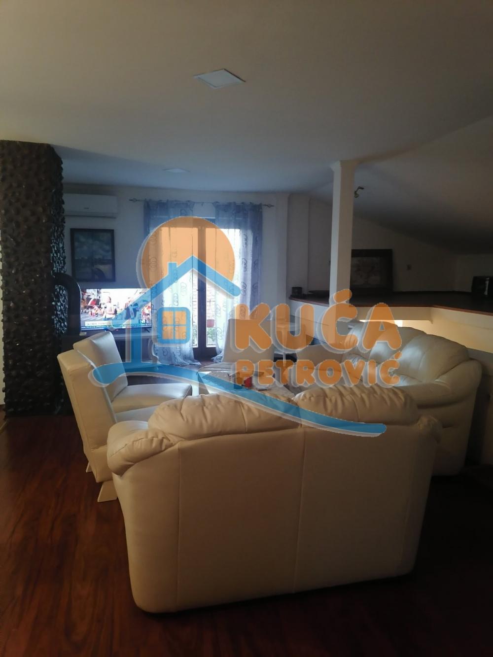 Slika 2 - Stan u zgradi, uknjižen, oglas ID p-012394