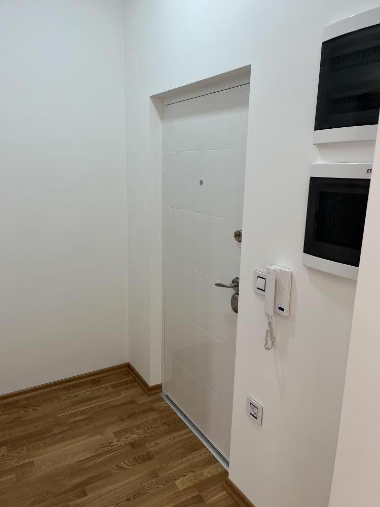 Slika 1 - Prodaja dvoiposobnog stana, Borova  Niš, terasa, parking