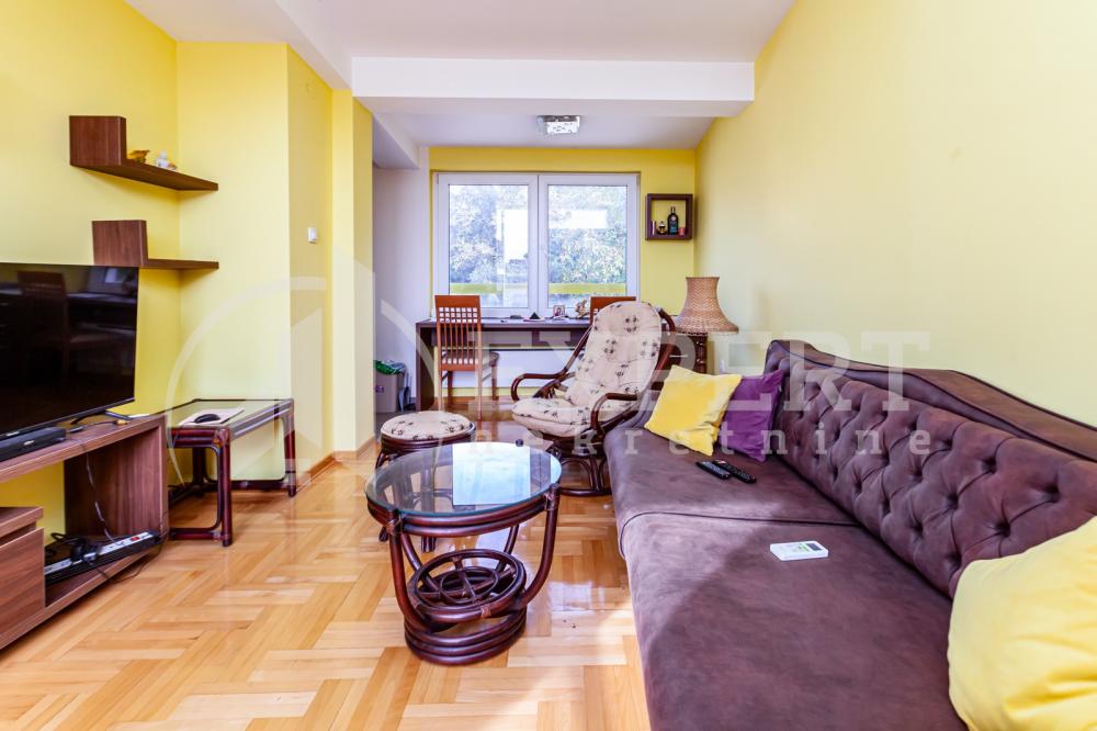 Slika 1 - Stan u zgradi, novogradnja, uknjižen, grejanje na struju, oglas ID p-012557