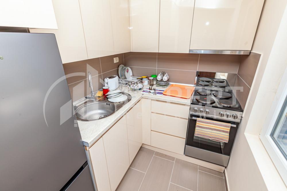 Slika 4 - Stan u zgradi, novogradnja, uknjižen, grejanje na struju, oglas ID p-012557