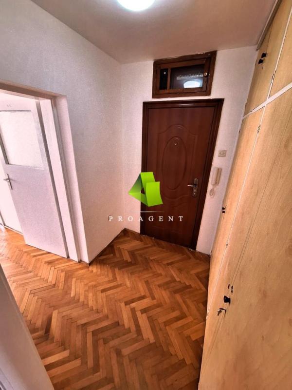 Slika 7 - Renoviran trosoban stan sa garažom u strogom centru ID#5718