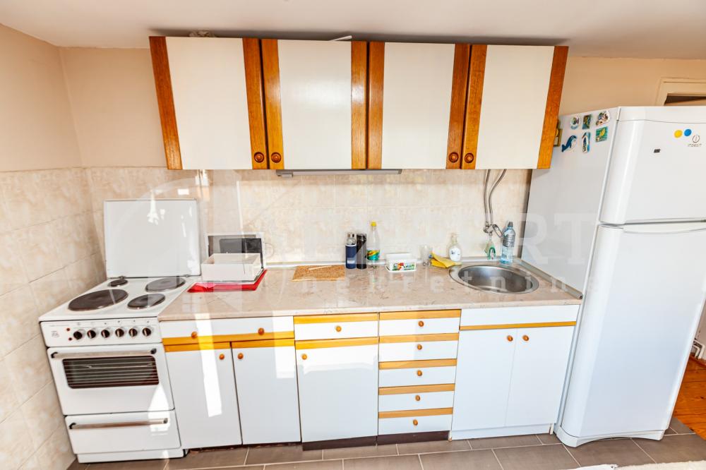 Slika 1 - Stan u zgradi, oglas ID p-012602