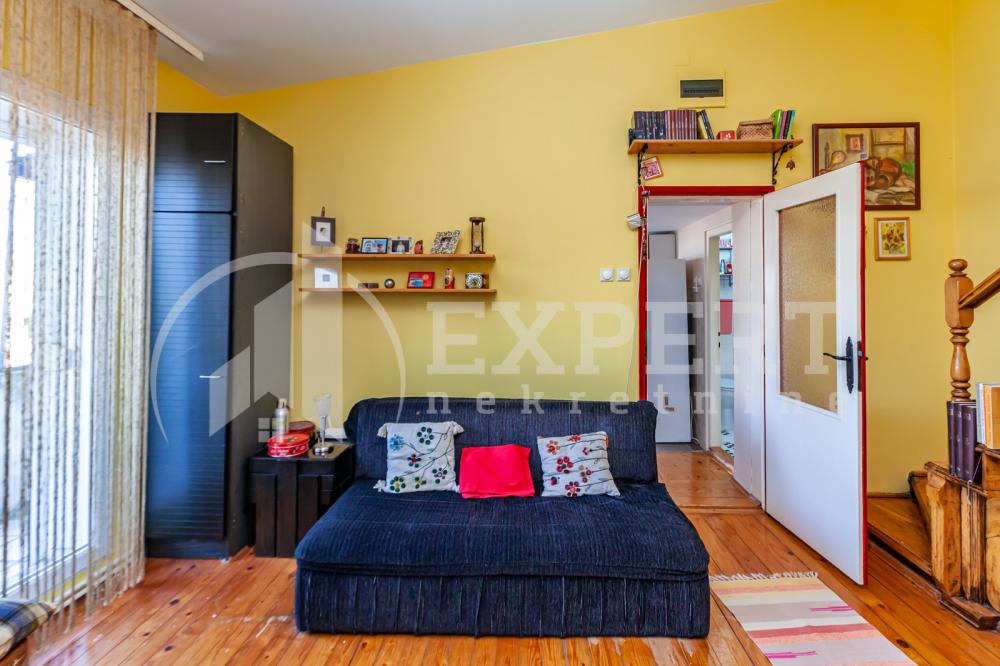 Slika 8 - Stan u zgradi, oglas ID p-012602