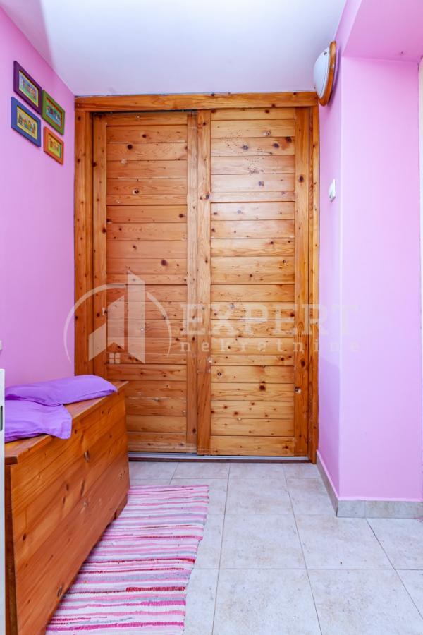 Slika 3 - Stan u zgradi, oglas ID p-012602