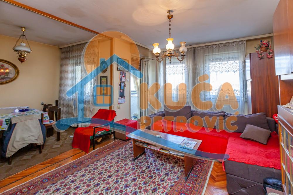 Slika 1 - Stan u zgradi, uknjižen, centralno grejanje, oglas ID p-012687