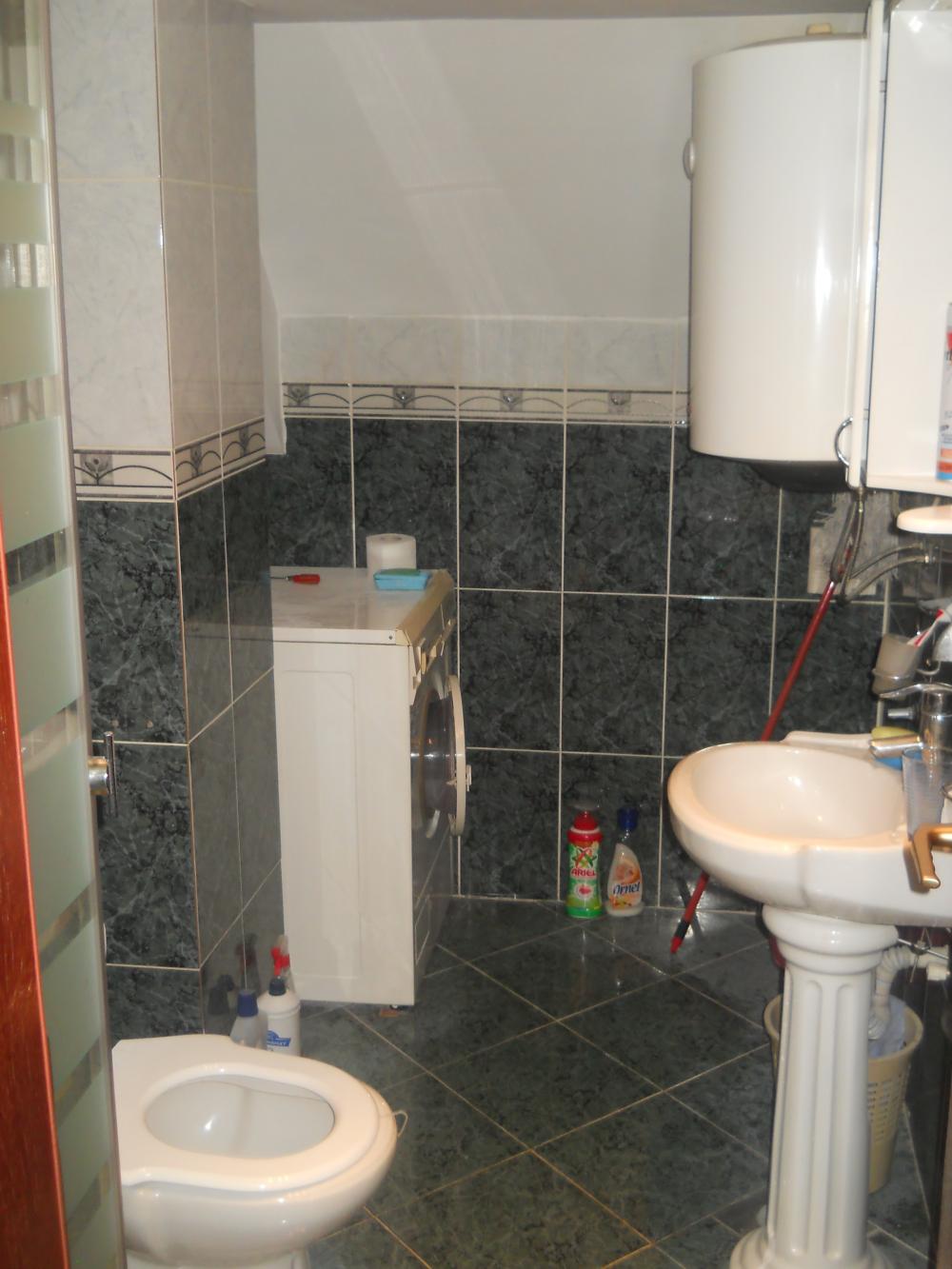 Slika 1 - Prodaja trosobnog stana, Vojvode Mišića Niš, terasa, lift