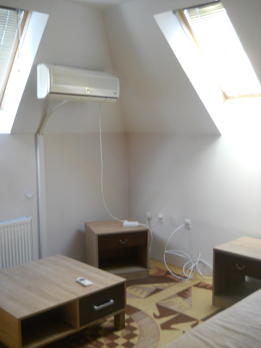 Slika 9 - Prodaja trosobnog stana, Vojvode Mišića Niš, terasa, lift