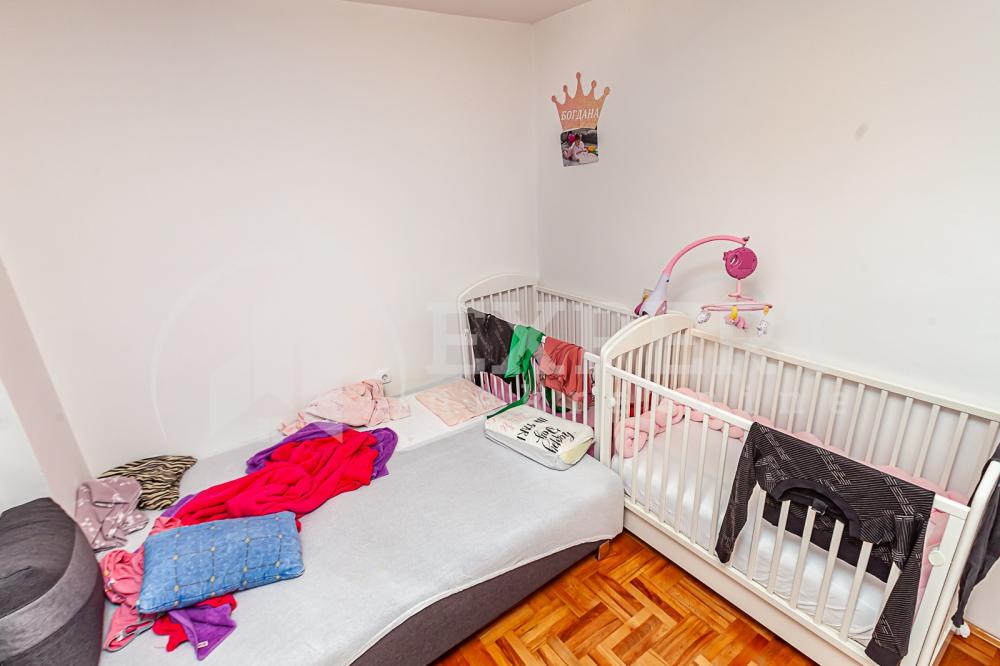 Slika 6 - Stan u zgradi, novogradnja, uknjižen, centralno grejanje, oglas ID p-010246