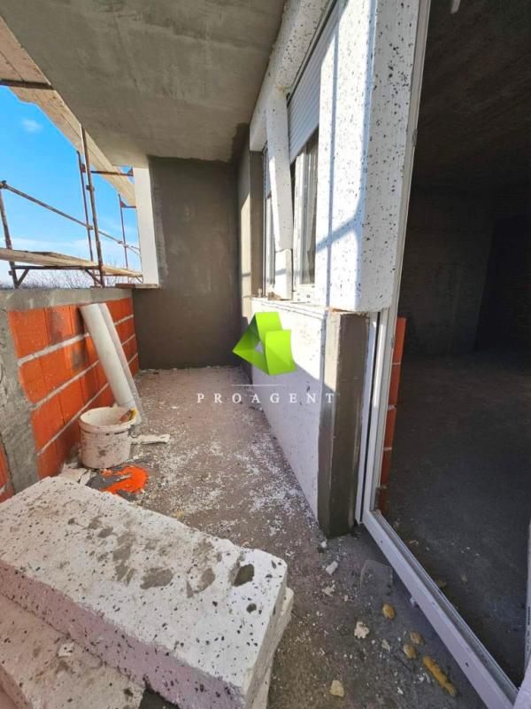 Slika 5 - Nov jednoiposoban stan na Panteleju sa PDV-om ID#5808