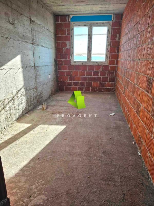 Slika 1 - Nov jednoiposoban stan na Panteleju sa PDV-om ID#5808