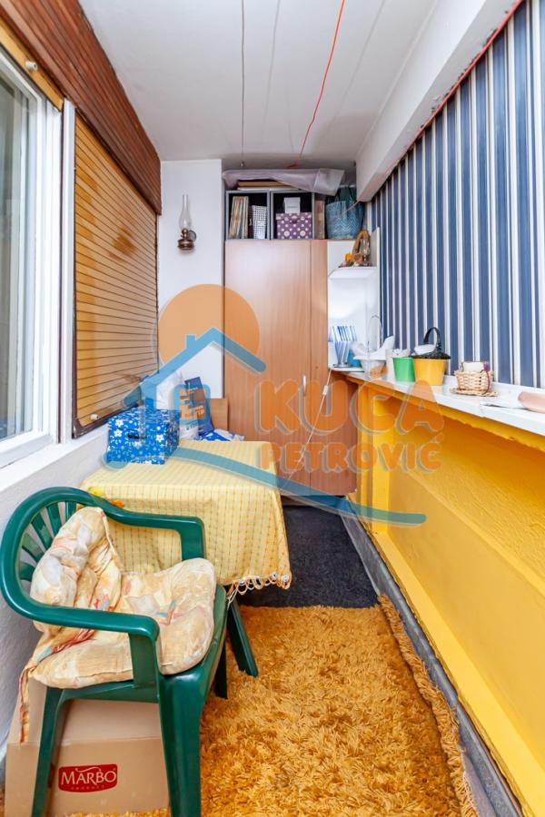 Slika 11 - Stan u zgradi, uknjižen, centralno grejanje, oglas ID p-013010