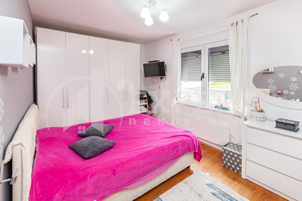 Slika 7 - Stan u zgradi, uknjižen, grejanje na struju, oglas ID p-013072