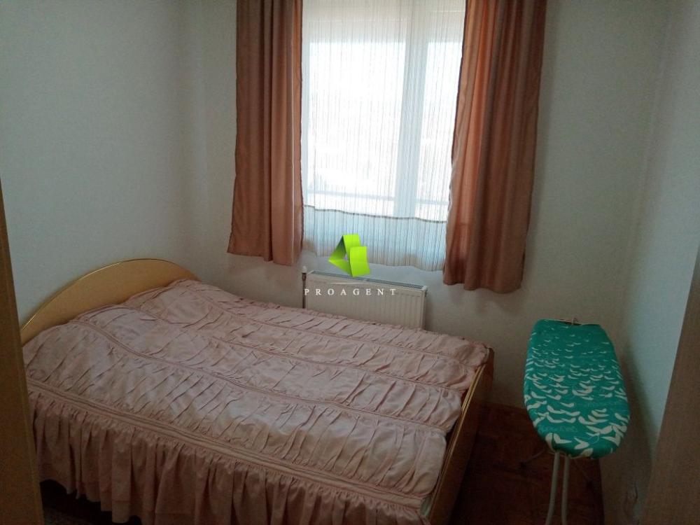 Slika 9 - Odličan trosoban sa stvarima u centru ID#5943