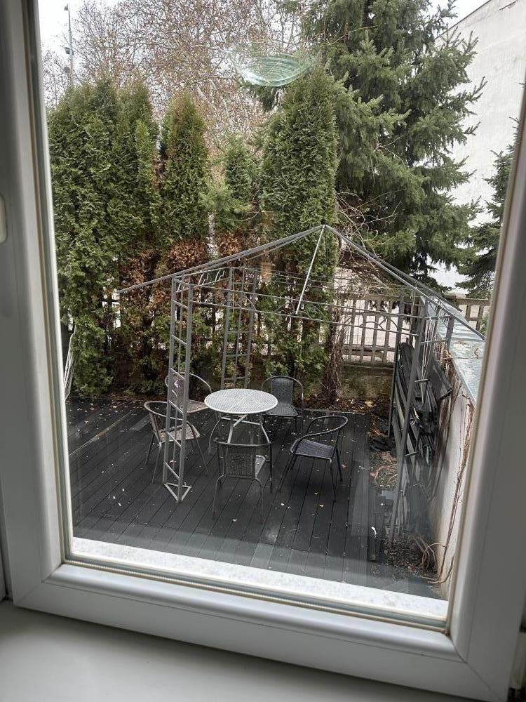 Slika 8 - Stan sa dvorištem | EKSLUZIVNA LOKACIJA 