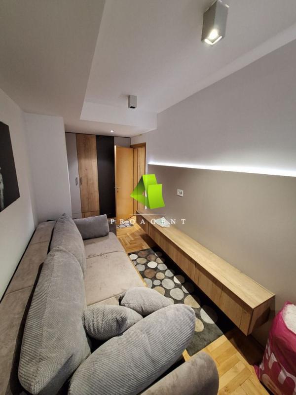 Slika 6 - Jedinstvena ponuda-luksuzan četvorosoban stan sa stvarima u strogom centru ID#6048