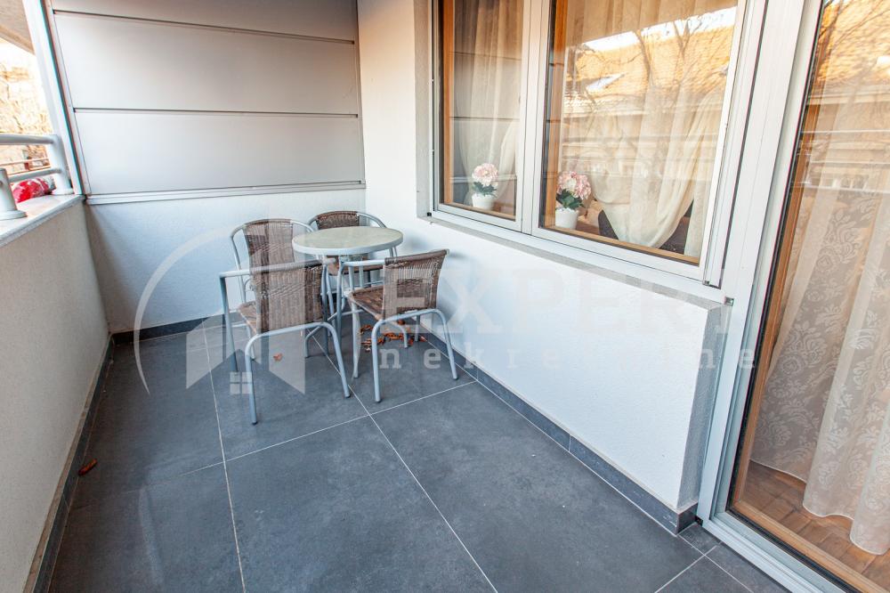 Slika 9 - Stan u zgradi, uknjižen, centralno grejanje, oglas ID p-013349