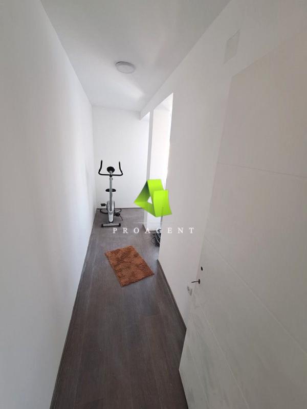 Slika 8 - Lep troiposoban stan sa stvarima na dobroj lokaciji na Panteleju ID#6110