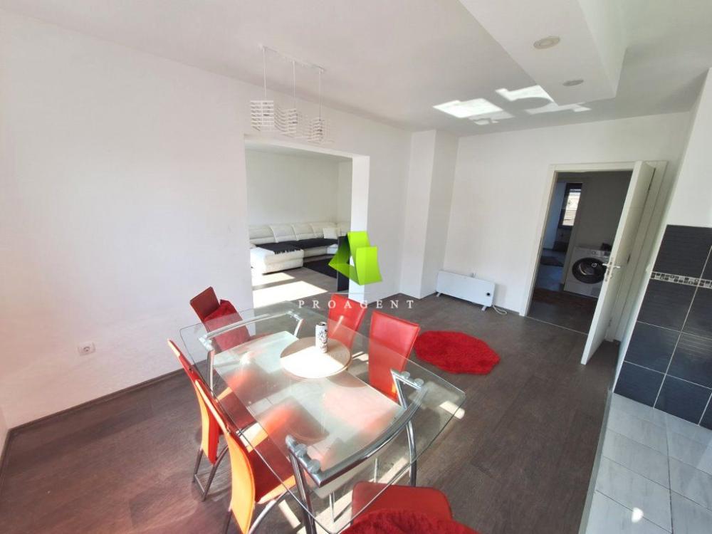 Slika 2 - Lep troiposoban stan sa stvarima na dobroj lokaciji na Panteleju ID#6110