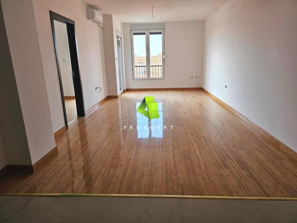 Slika 3 - Nov troiposoban stan sa PDV-om na Panteleju ID#6138