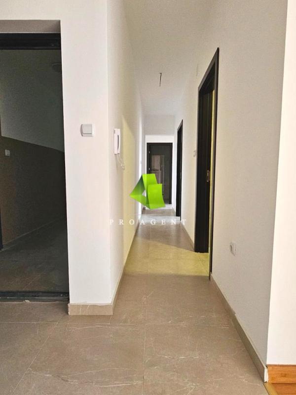 Slika 4 - Nov troiposoban stan sa PDV-om na Panteleju ID#6138