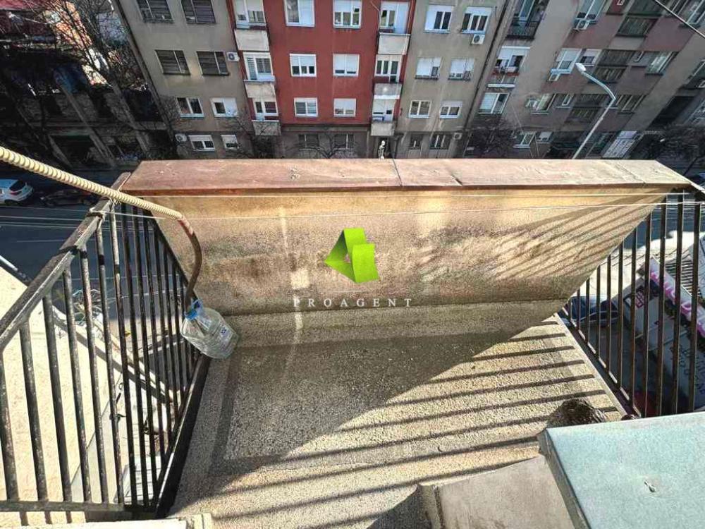 Slika 9 - Funkcionalan trosoban stan na odličnoj lokaciji u centru grada ID#6173