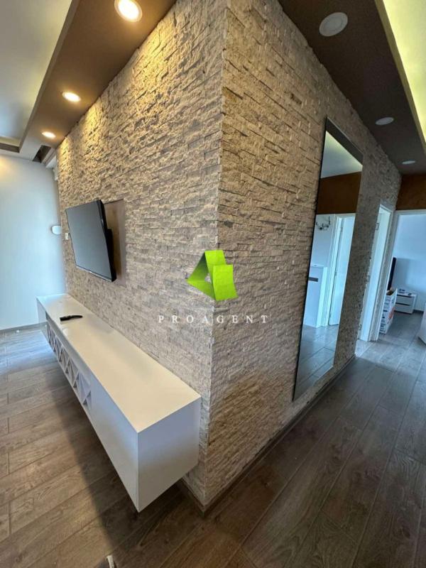 Slika 3 - Lep dvoiposoban stan sa stvarima u Mokranjčevoj, Palilula ID#6176