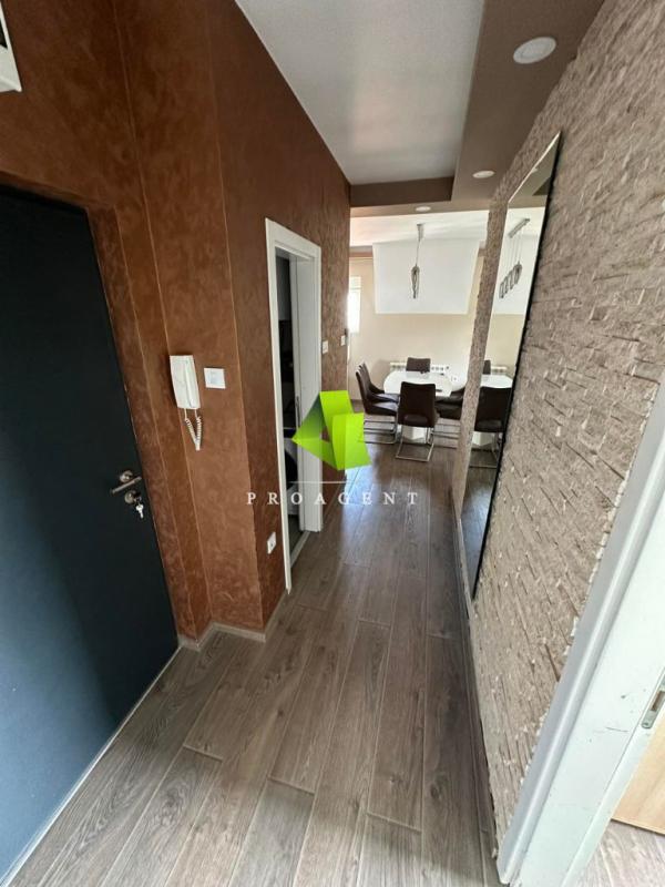 Slika 8 - Lep dvoiposoban stan sa stvarima u Mokranjčevoj, Palilula ID#6176