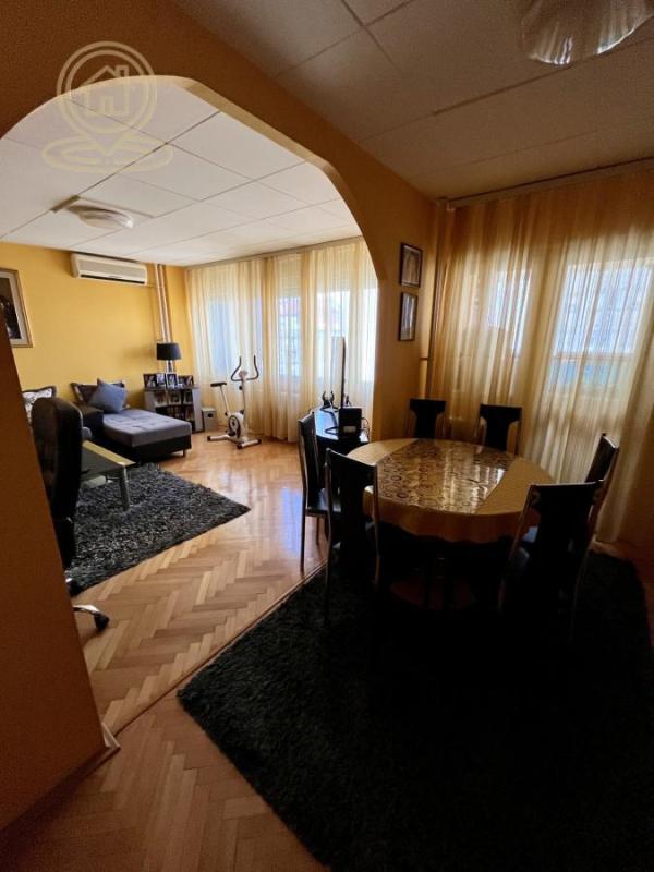 Slika 1 - Na prodaju stan – Vojvode Tankosića, centralna lokacija, Niš, 77m²