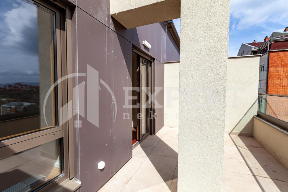 Slika 6 - Stan u zgradi, novogradnja, uknjižen, etažno grejanje, oglas ID p-013661