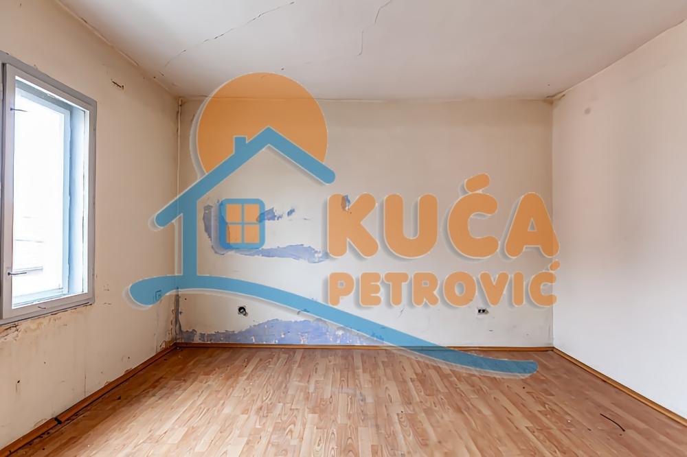 Slika 2 - Stan u zgradi, uknjižen, oglas ID p-013810