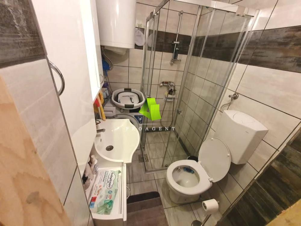 Slika 8 - Renoviran dvosoban stan sa stvarima u blizini Pravnog fakulteta ID#6336