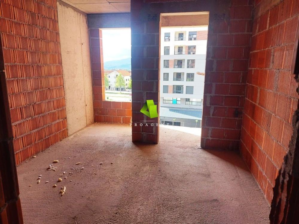 Slika 2 - Dvoiposoban stan u porodičnom stambenom objektu u novogradnji sa PDV-om, Pantelej ID#6105