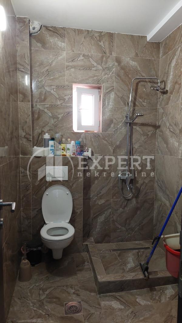 Glavna slika -Stan u zgradi, novogradnja, uknjižen, oglas ID p-09271