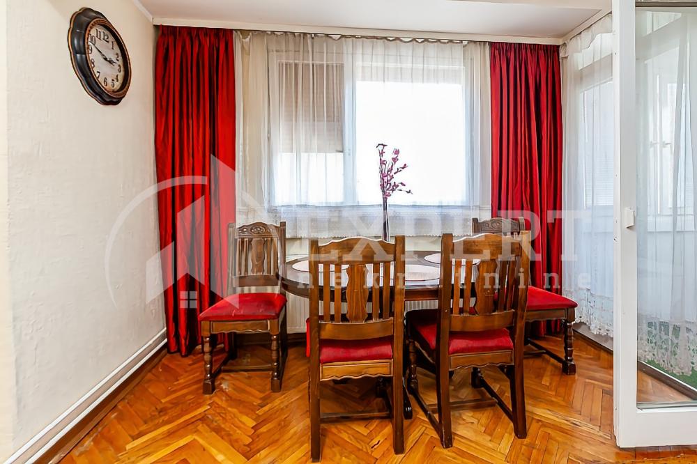 Slika 4 - Stan u zgradi, uknjižen, centralno grejanje, oglas ID p-013984