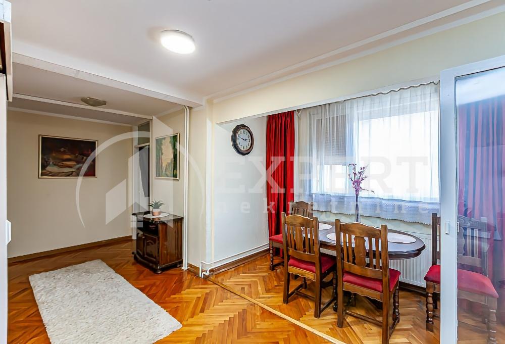 Slika 3 - Stan u zgradi, uknjižen, centralno grejanje, oglas ID p-013984