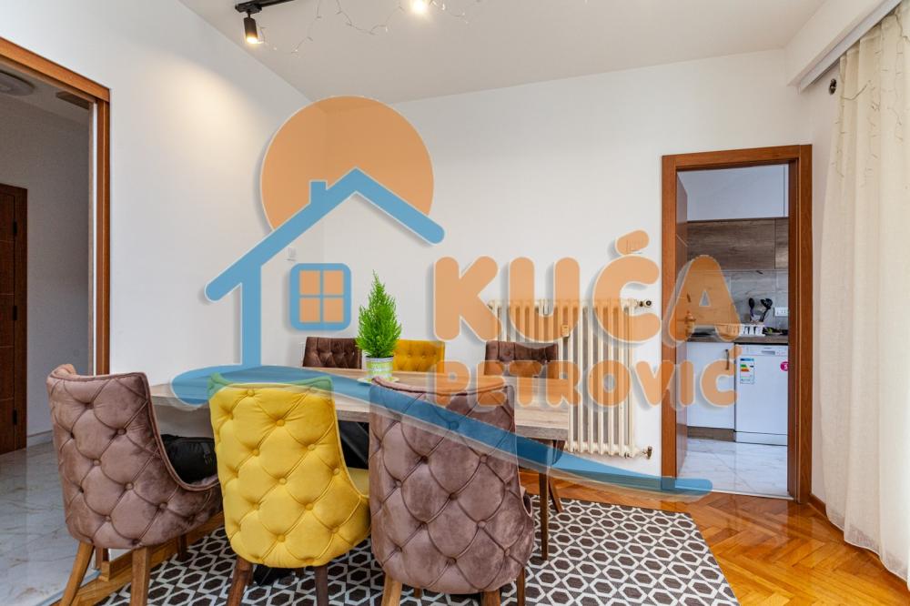 Slika 4 - Stan u zgradi, uknjižen, grejanje na struju, oglas ID p-05044